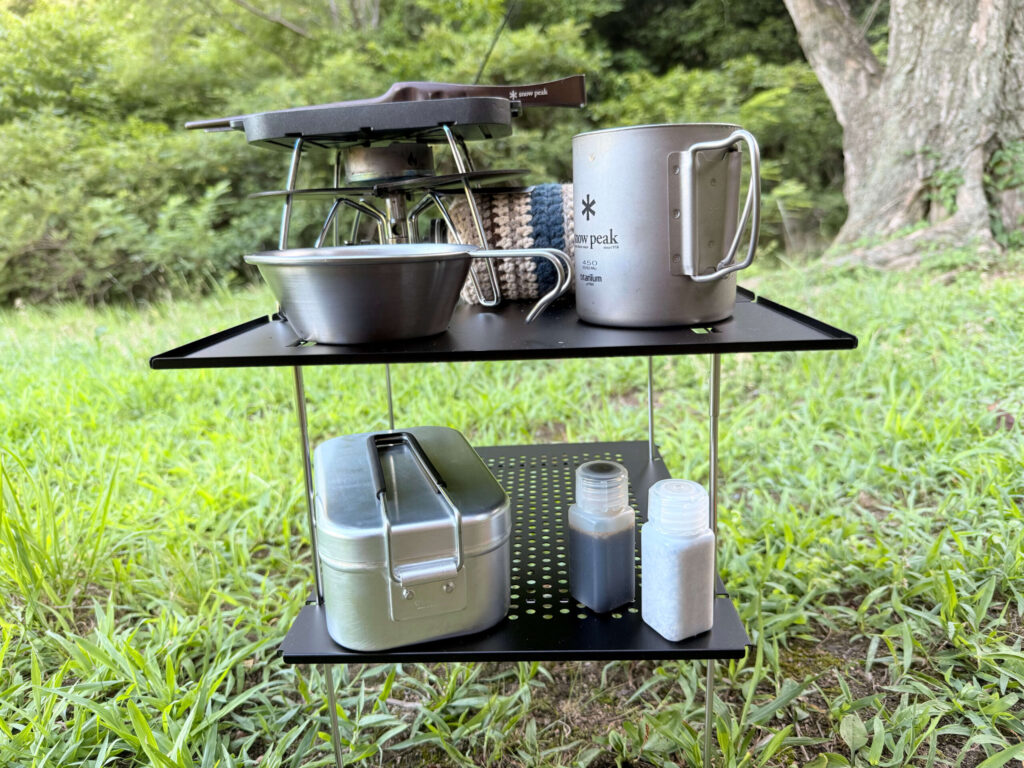 ソロキャンプ｜キャンツーにおすすめの軽量コンパクトなテーブル【ZEN Camps Air-2 Table 】